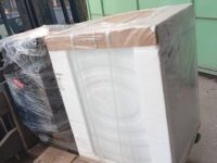 Matériel électrique et panneaux solaires